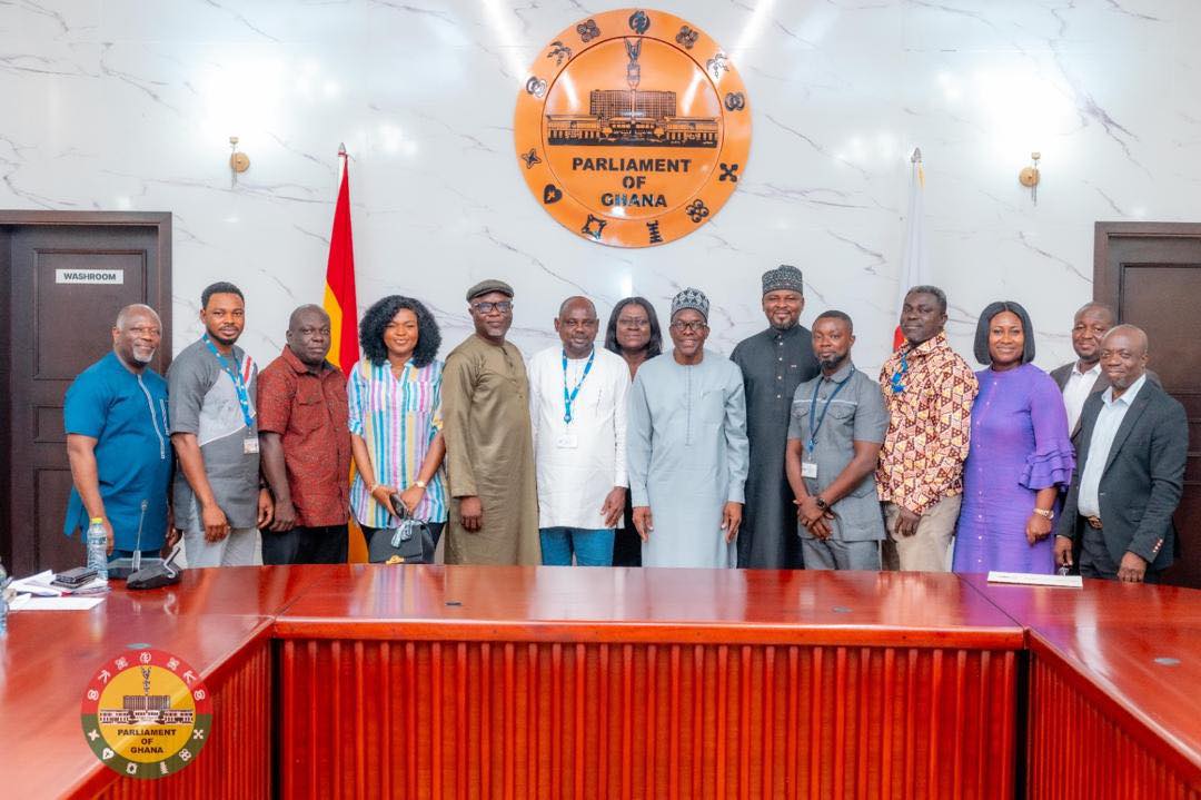 Committee on Petitions seeks wise counsel from Speaker