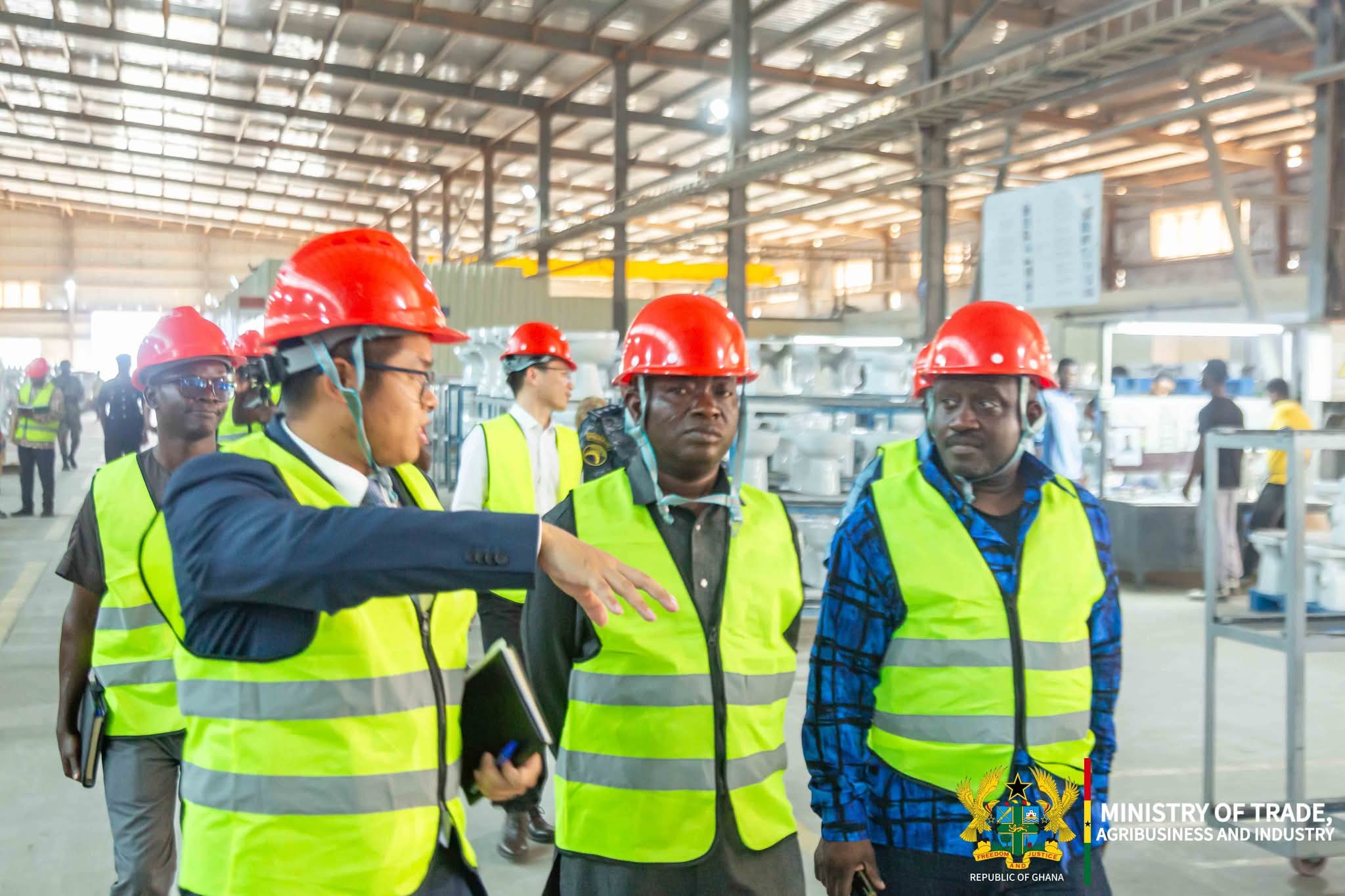 Deputy Trade Minister pays working visit to Keda Gh Ceramics Company to deepen Gov’t-Private Sector collaboration