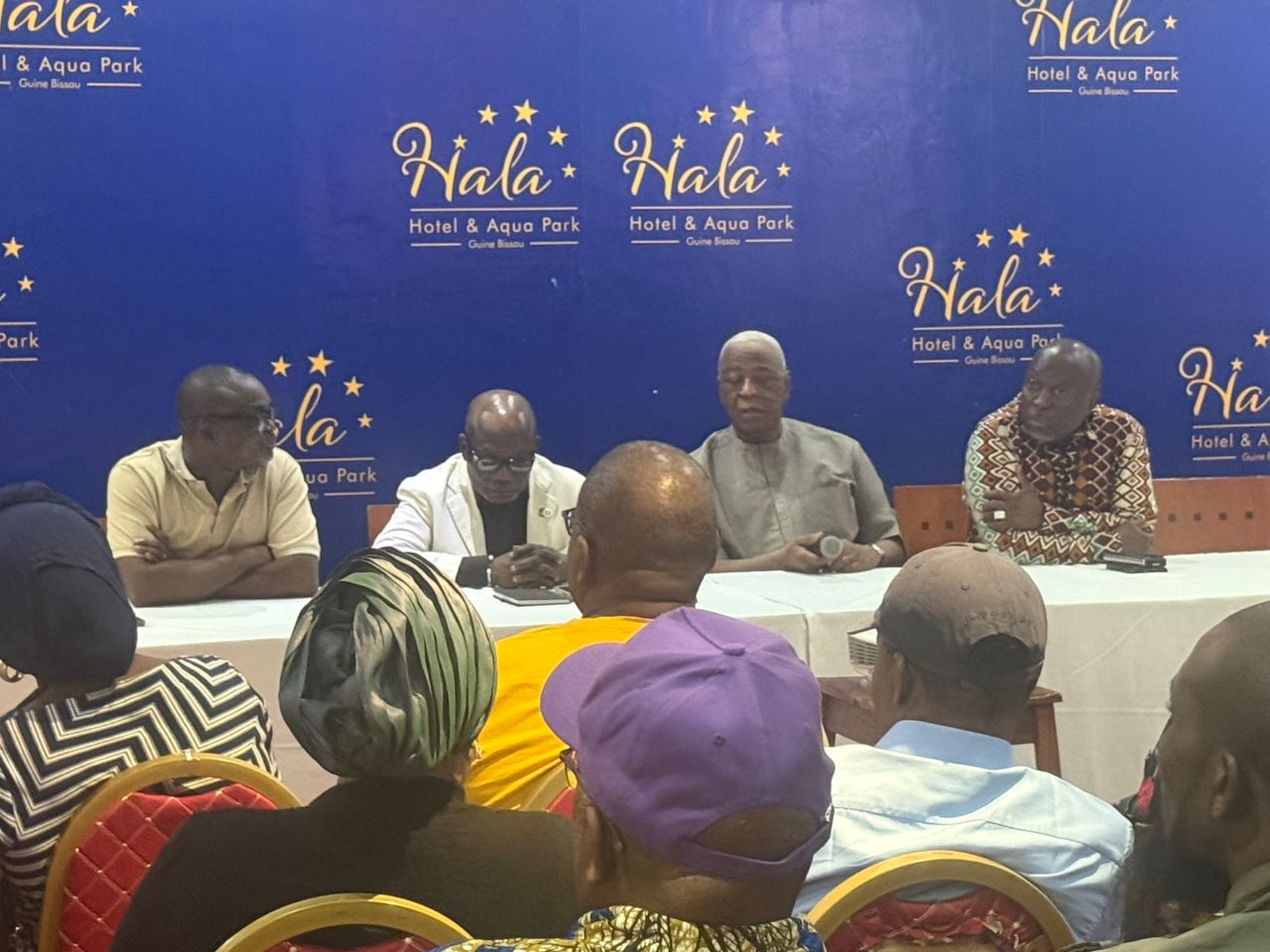 Baba Kamara stays with ECOWAS Observation Mission in the Wake of  crisis.