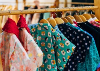 700,000 businesses operate in open spaces, employing over 922,000 in Ghana