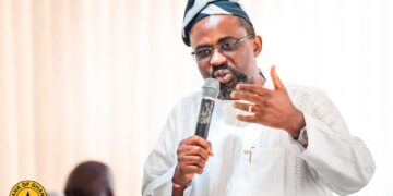 Governor Asiama engages Business Leaders at Kwahu Forum