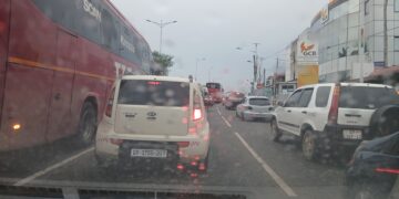 All-Day Rains in Accra trigger gridlock, leave Commuters stranded