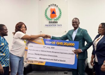 Star Oil Ghana contributes GH¢20,000 to NADMO for Post-Flood Relief and Recovery