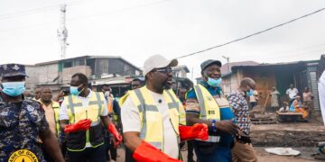 Bank of Ghana Governor leads Staff to join July 10-11 Clean-Up