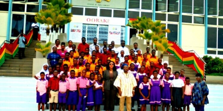 Life Educational Complex Students storm Parliament
