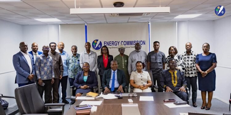 Energy Commission Board Chairman swears in Electricity and Natural Gas Technical Committee
